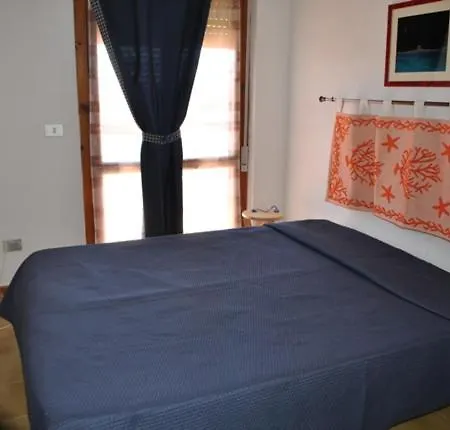 Residenze Cala Lupo * スティンティーノ