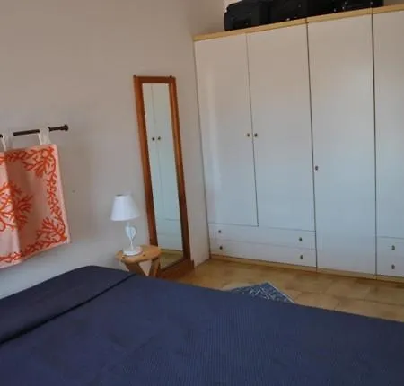 Residenze Cala Lupo アパート スティンティーノ