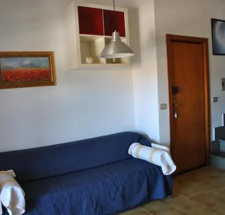 アパート Residenze Cala Lupo *