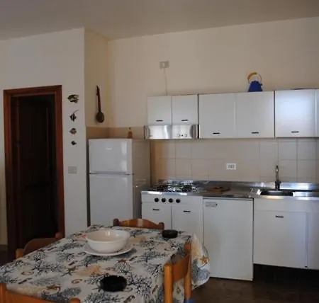 Residenze Cala Lupo * スティンティーノ